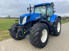 New Holland Landwirtschaftstraktor