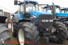 New Holland Landwirtschaftstraktor