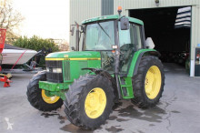 John Deere Landwirtschaftstraktor