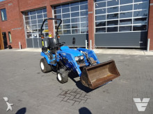 New Holland Landwirtschaftstraktor
