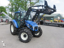 New Holland Landwirtschaftstraktor