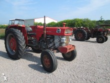 tracteur agricole Massey Ferguson