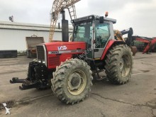 Massey Ferguson Landwirtschaftstraktor