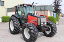 Valtra Landwirtschaftstraktor