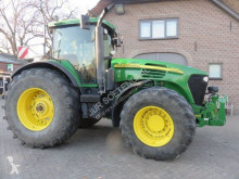 John Deere Landwirtschaftstraktor