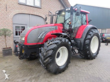 Valtra Landwirtschaftstraktor
