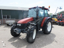 New Holland Landwirtschaftstraktor