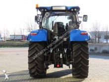 New Holland Landwirtschaftstraktor
