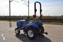 New Holland Landwirtschaftstraktor