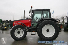 Valtra Landwirtschaftstraktor