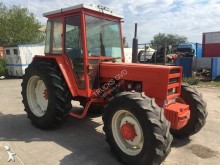tracteur agricole Renault