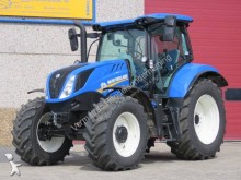 New Holland Landwirtschaftstraktor
