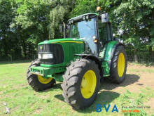 John Deere Landwirtschaftstraktor
