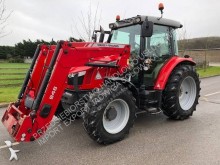 ciągnik rolniczy Massey Ferguson