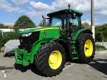 trattore agricolo John Deere