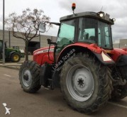 Massey Ferguson Landwirtschaftstraktor