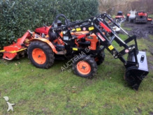 tracteur agricole Kubota B7001
