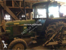 John Deere 2140