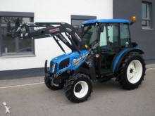 New Holland Landwirtschaftstraktor