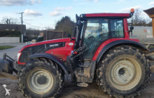 Valtra Landwirtschaftstraktor