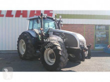 Valtra Landwirtschaftstraktor