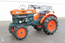 Kubota B5000 4WD Mini Tractor
