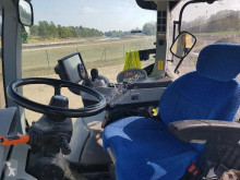 New Holland Landwirtschaftstraktor
