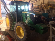 tracteur agricole John Deere 6100 RC