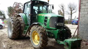 tracteur agricole John Deere 6830