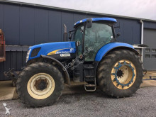 New Holland Landwirtschaftstraktor
