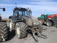 Valtra Landwirtschaftstraktor