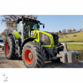 Claas AXION 950 CMATIC farm tractor