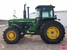 tractor agrícola John Deere 4650