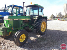 tractor agrícola John Deere 3340