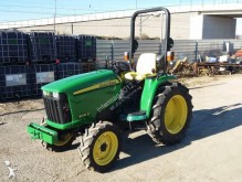 John Deere Landwirtschaftstraktor