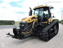 селскостопански трактор Caterpillar