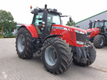 селскостопански трактор Massey Ferguson