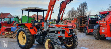tracteur agricole Zetor