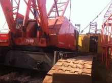 grue sur chenilles Kobelco