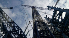 Liebherr crawler crane