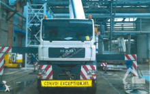 Luna mobile crane