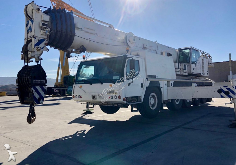 Voir les photos Grue Liebherr LTM1150