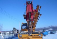 Kato mobile crane
