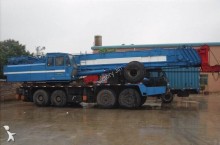 Kato mobile crane
