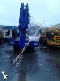 Tadano self-erecting crane