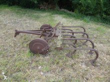 n/a X 7 agricultural implements