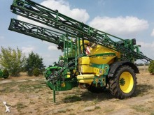 Polverizzatore trainato John Deere