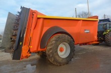 gebrauchter Stalldungstreuer