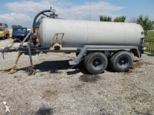Kuhn Spreader equipment