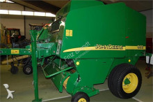 John Deere Round baler